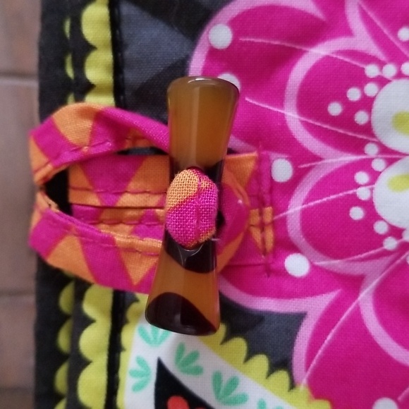 Vera Bradley Ziggy Zinnia Large Tote Bag - Picture 3 of 13